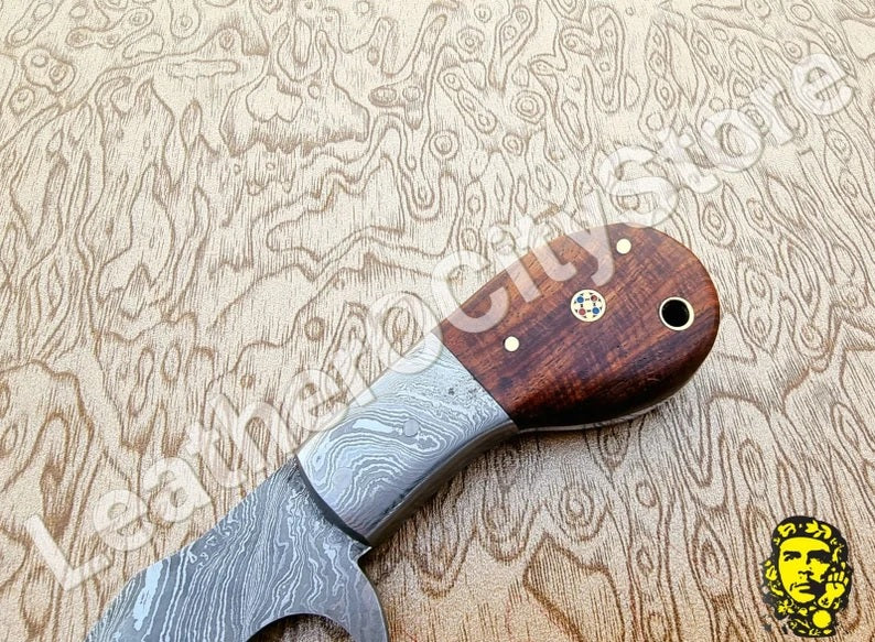 7.50 Inch Custom Handmade Damascus Steel finger hole skinning Hunting Dagger Knife- With Leather Sheath, Damascus knife, Hunting knife